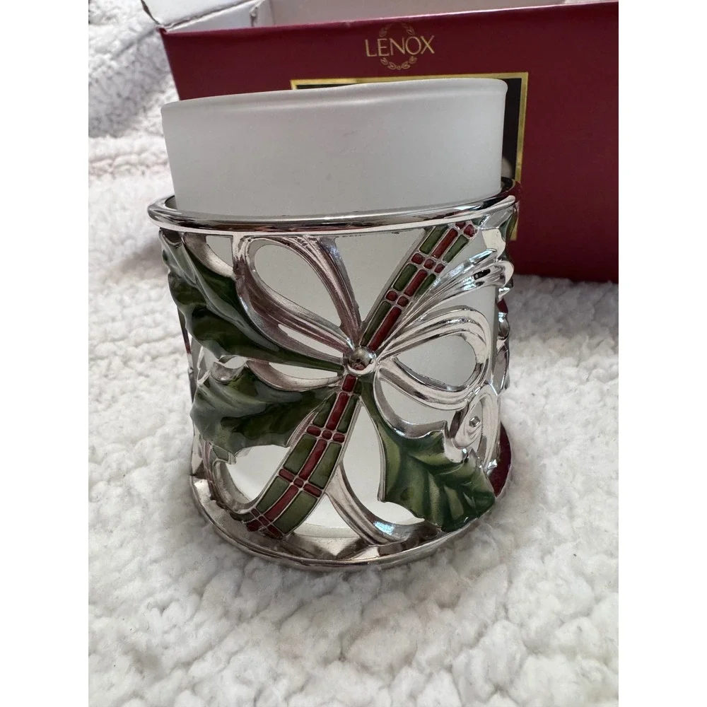 Lenox Holiday Nouveau Votive Silver Plated Pierced Holly Bow Candle Holder NWOT